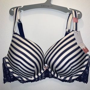 Lane Bryant Smooth Boost Plunge Bra - 38C